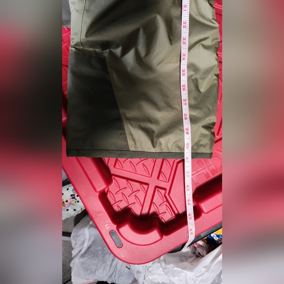 The North Face Olive and Dark Green Snow Pants. It Has 4 Small Holes. See Pictur - Picture 10 of 16